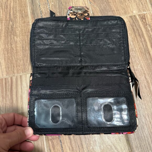 VERA BRADLEY - Turnlock Wallet in the Rosewood Pattern - Picture 3 of 4